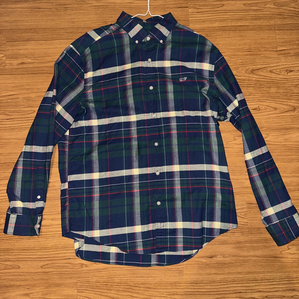 Vineyard vines button down